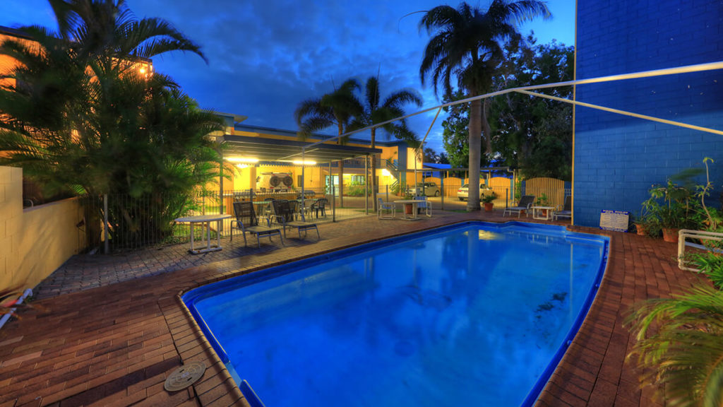 Bowen Beachfront accommodation horseshoe bay